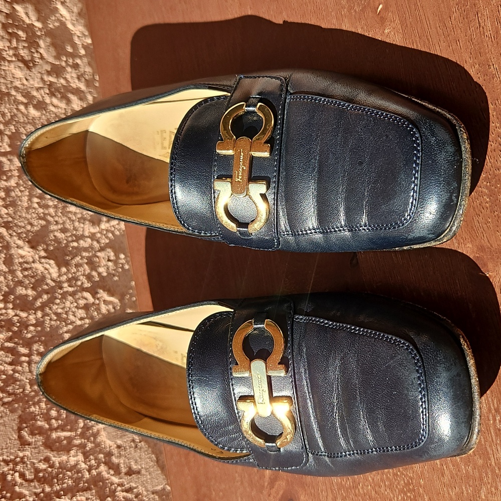 Salvatore Ferragamo Gancini Navy Leather Loafers Size 8 - Picture 4 of 14